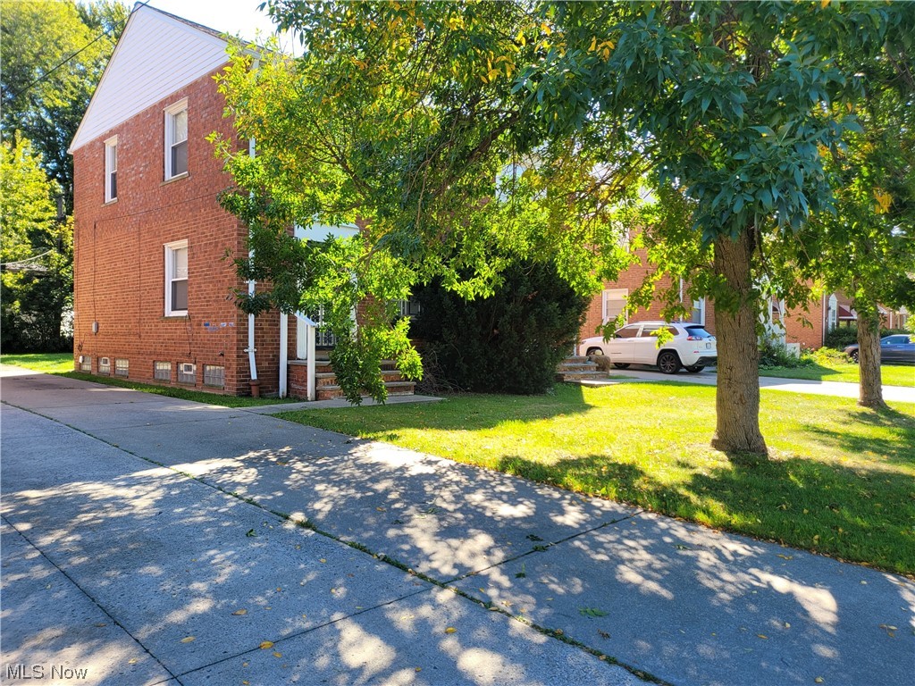 Lakeshore Blvd East 260 S - Residential Lease