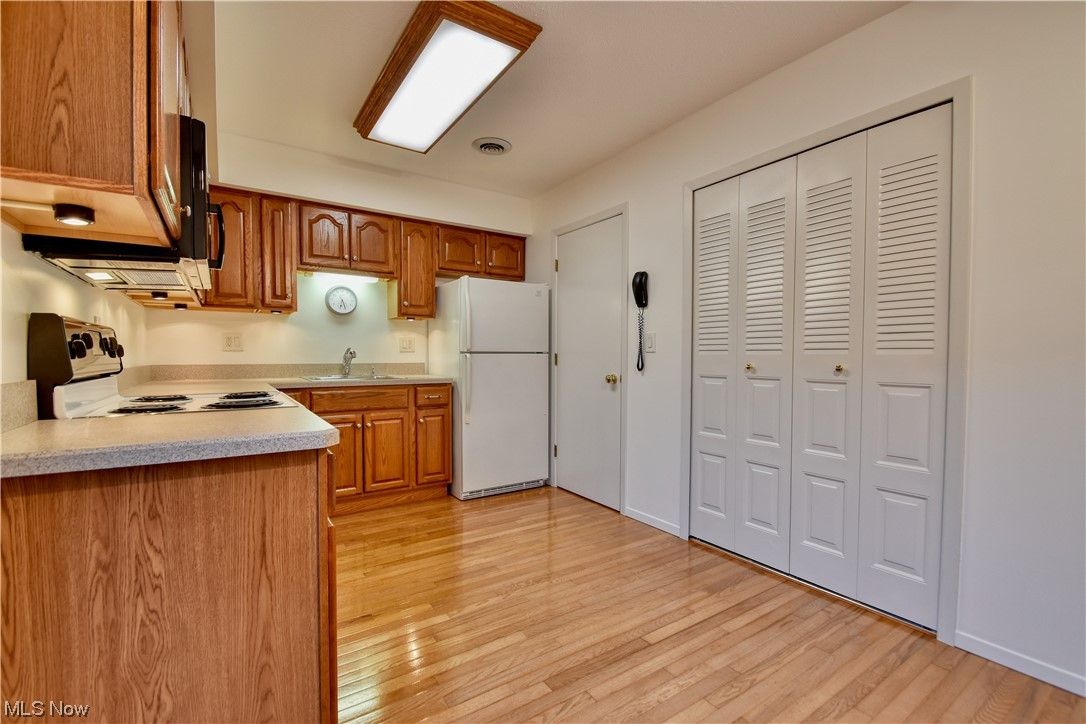 Hartland Condo - Residential