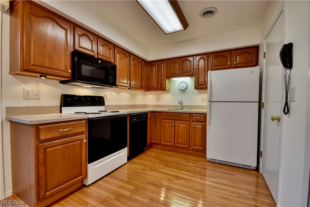 Hartland Condo - Residential