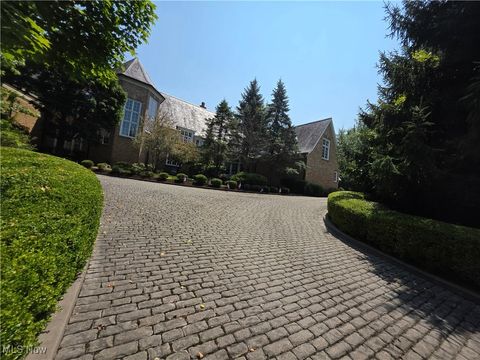 545 Bristol Drive Aurora OH 44202