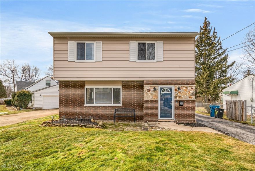 Welcome to 264 Traymore! This beautifully updated colonial is move in ready and just needs a new owner! You are welcomed by the large living room with beautiful vinyl flooring! The updated kitchen features granite countertops and a full dining area! The kitchen is also extra wide and has plenty of room to install a kitchen island! First floor laundry and half bath! The second level features four large bedrooms! The full bath is also newly updated. The backyard is fully fenced for your privacy needs! New roof in 2022! Just bring your things and move on in! Don't wait because this one will be gone before you know it!