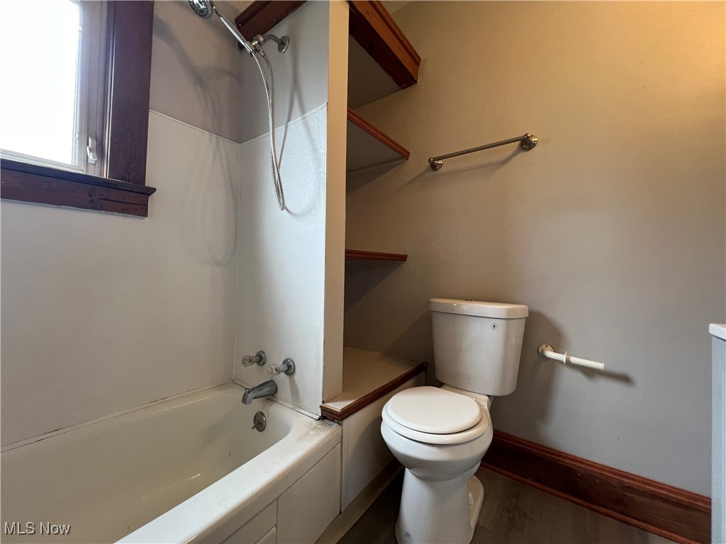 Sommers & Wintertons - Residential Income