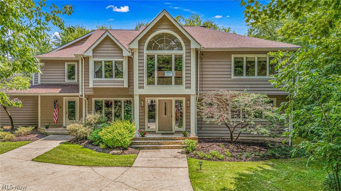 150 Sterncrest Drive
