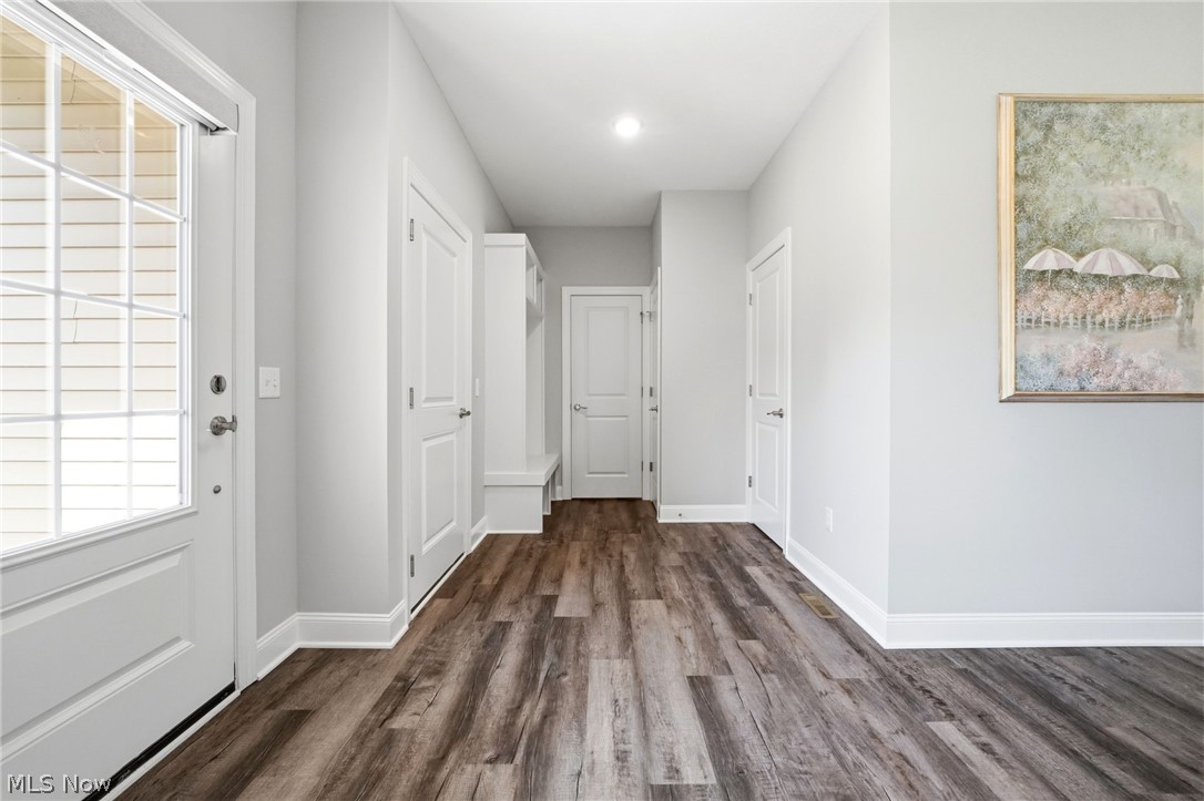 Chagrin Knolls - Residential