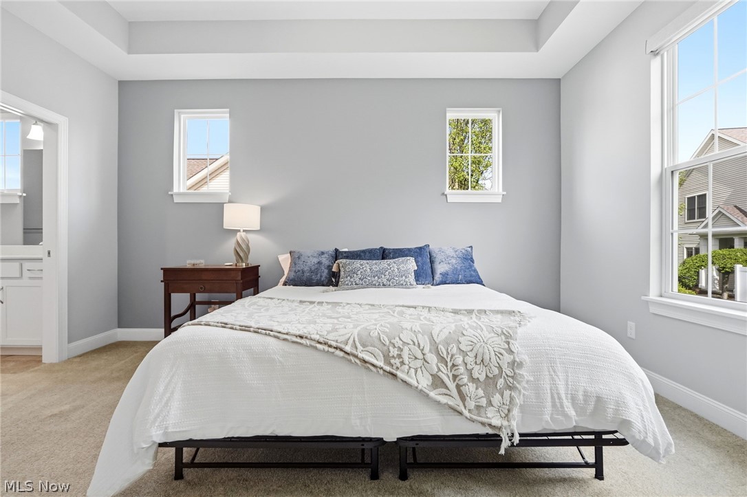 Chagrin Knolls - Residential