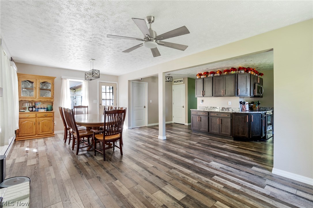 Apple Valley Acres - Residential