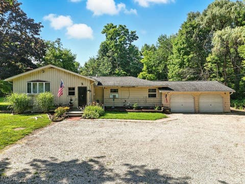 Photo for 10037 Kinsman Road
