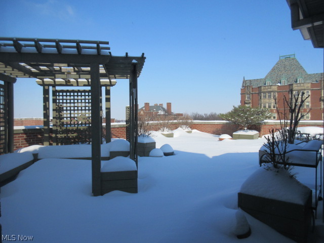 Shaker Court Condo - Residential