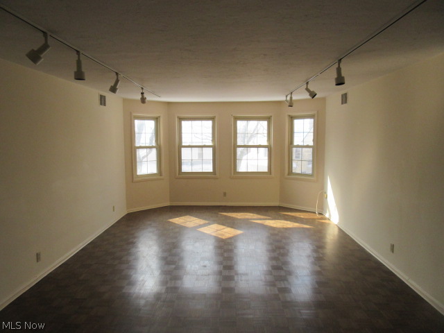 Shaker Court Condo - Residential