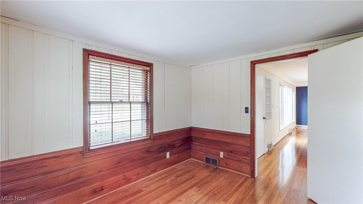 Rapid Transit Land Sales Compa - Residential Lease