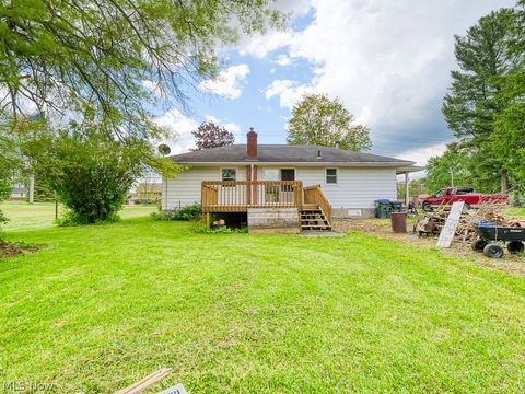 Tiny photo for 425 W Bath Road, Cuyahoga Falls, OH 44223 (MLS # 5210674)