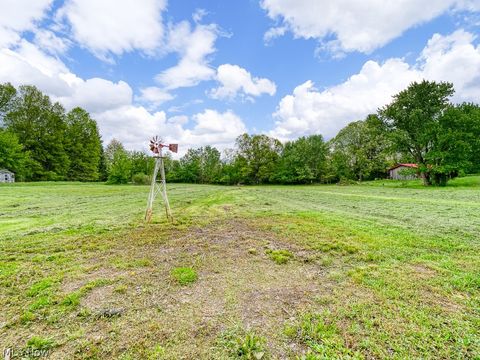 Tiny photo for 425 W Bath Road, Cuyahoga Falls, OH 44223 (MLS # 5210674)