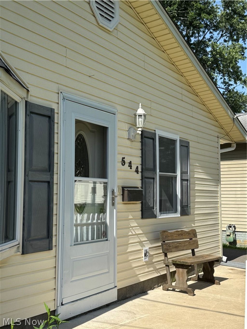 Photo of 544 Purdue Avenue, Elyria, OH 44035 (MLS # 5213419)
