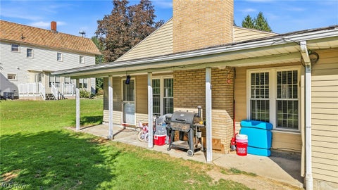 Tiny photo for 208 Creed Avenue, Hubbard, OH 44425 (MLS # 5252196)