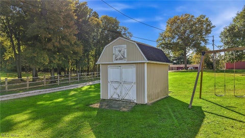 Tiny photo for 208 Creed Avenue, Hubbard, OH 44425 (MLS # 5252196)