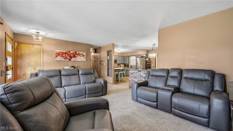 Tiny photo for 208 Creed Avenue, Hubbard, OH 44425 (MLS # 5252196)