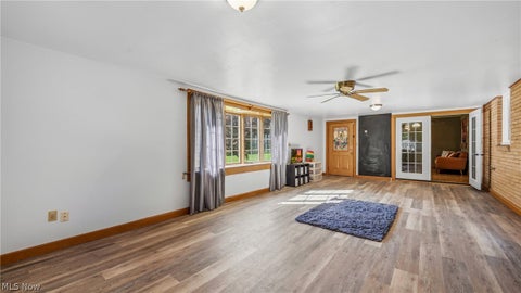 Tiny photo for 208 Creed Avenue, Hubbard, OH 44425 (MLS # 5252196)