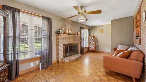 Tiny photo for 208 Creed Avenue, Hubbard, OH 44425 (MLS # 5252196)