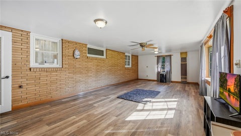 Tiny photo for 208 Creed Avenue, Hubbard, OH 44425 (MLS # 5252196)