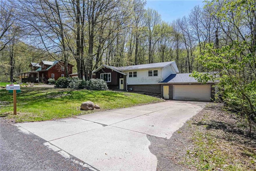 This is a Split-Level Home on a wooded lot with 4 bedrooms and 2 full baths. It is a Fannie Mae Homepath property.