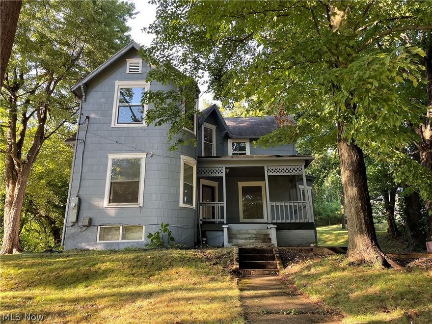 This charming 4-bedroom, 2-bathroom home is move in ready. Located on a nice corner lot near Marietta Elementary School. Updates include freshly painted interior and exterior, new shower, new toilets, new lights inside and outside, new countertop in kitchen, and new outlets. This house has spacious rooms, with original hard wood floors throughout most of the home. Come sit outside and enjoy the evening on either porch. Come see for yourself. Schedule your showing today! Selling AS-IS