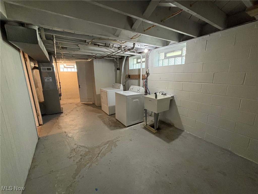 Grand Boulevard - Residential Lease