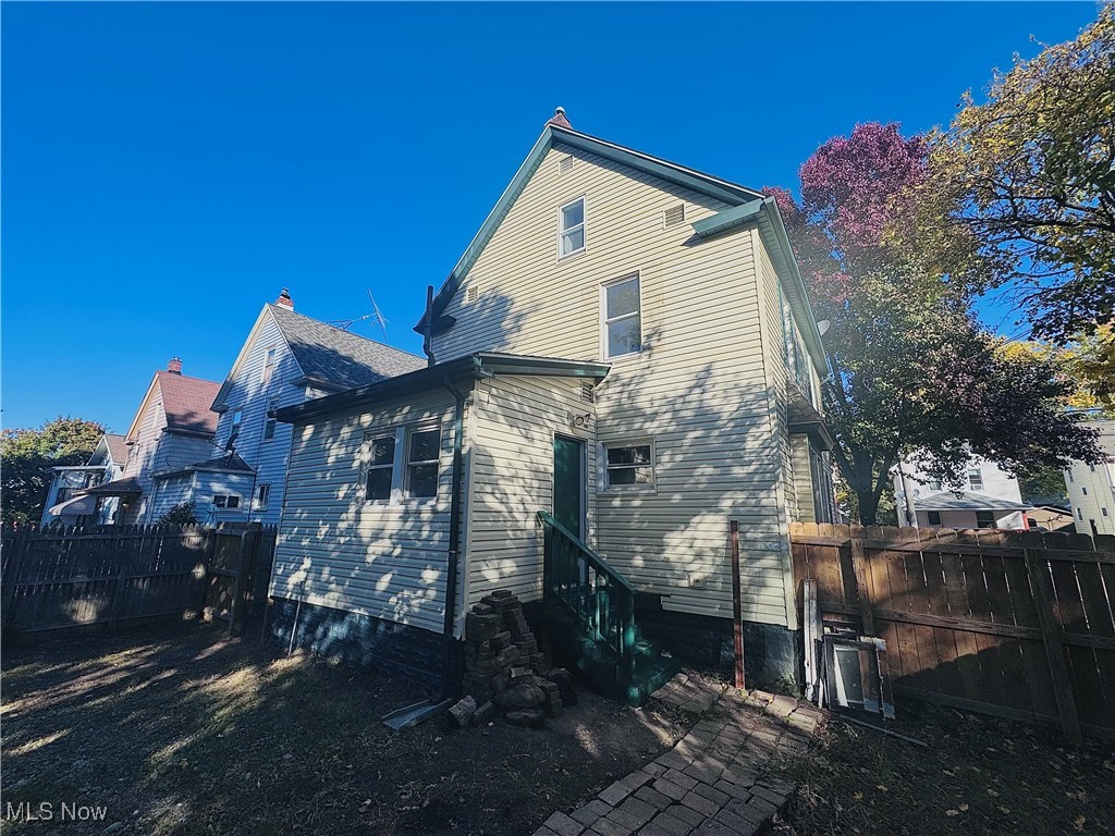 Bachtel - Residential Lease