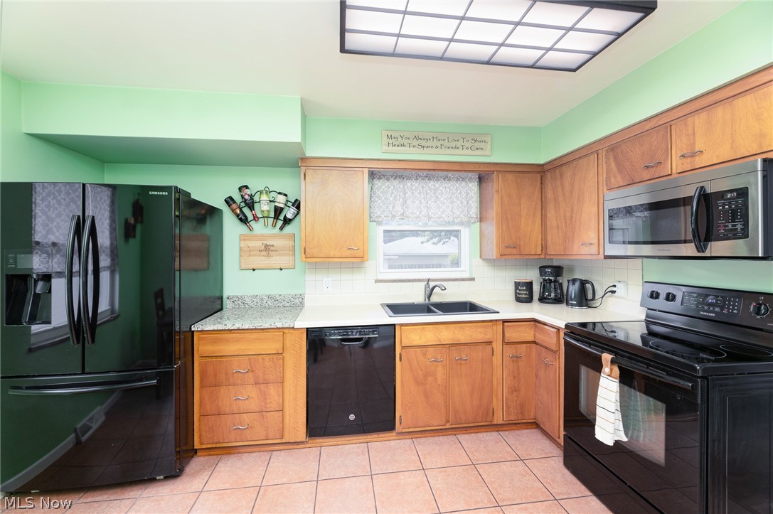 S H Kleinman Realty Cos Briar - Residential