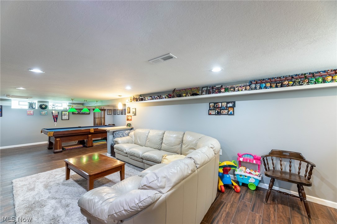 S H Kleinman Realty Cos Briar - Residential