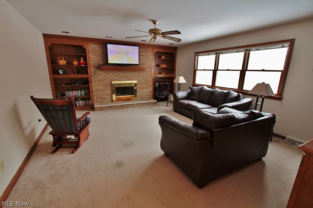 Woodlands 5/Colony North - Residential Lease