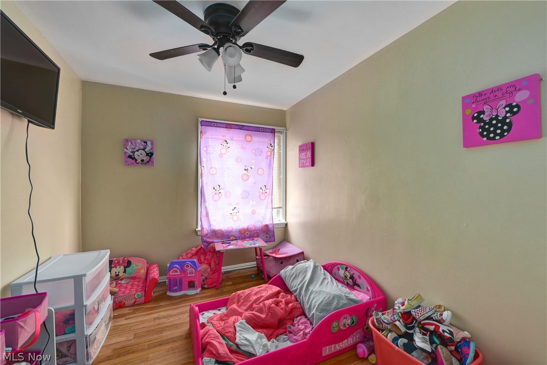 Apartment Realty Cos - Residential Income