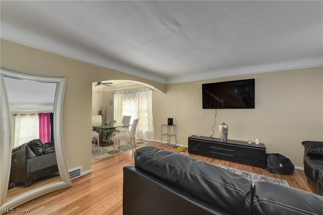 Apartment Realty Cos - Residential Income