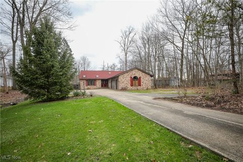 457 E Pioneer Trail Aurora OH 44202
