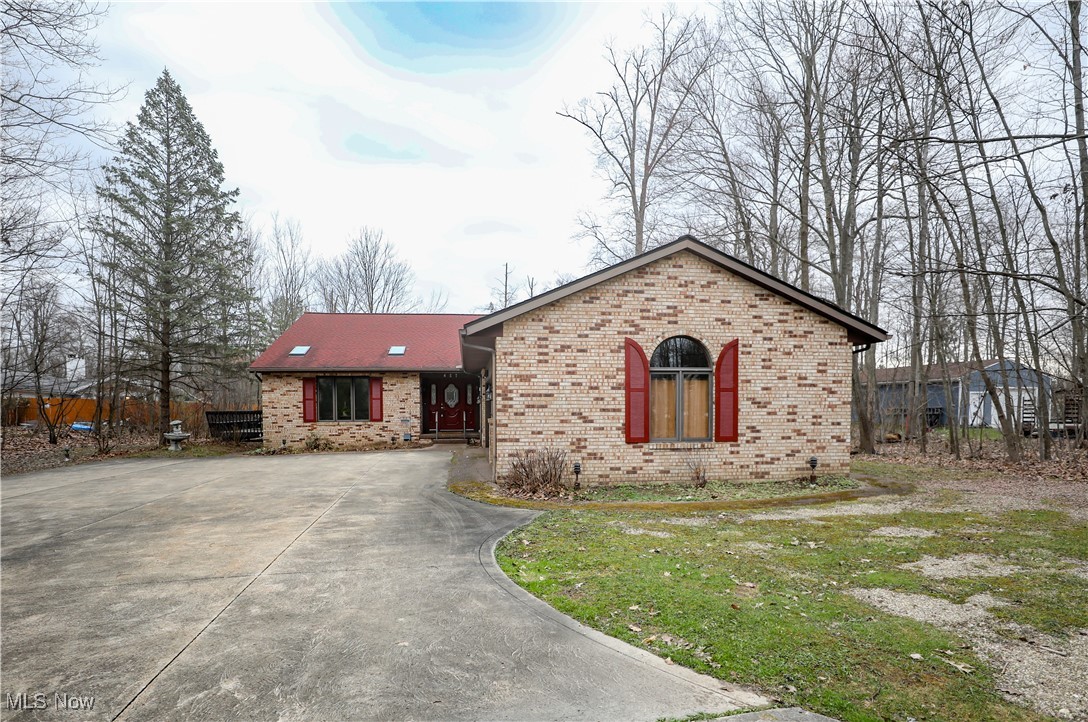 457 E Pioneer Trail, Aurora, Ohio image 4