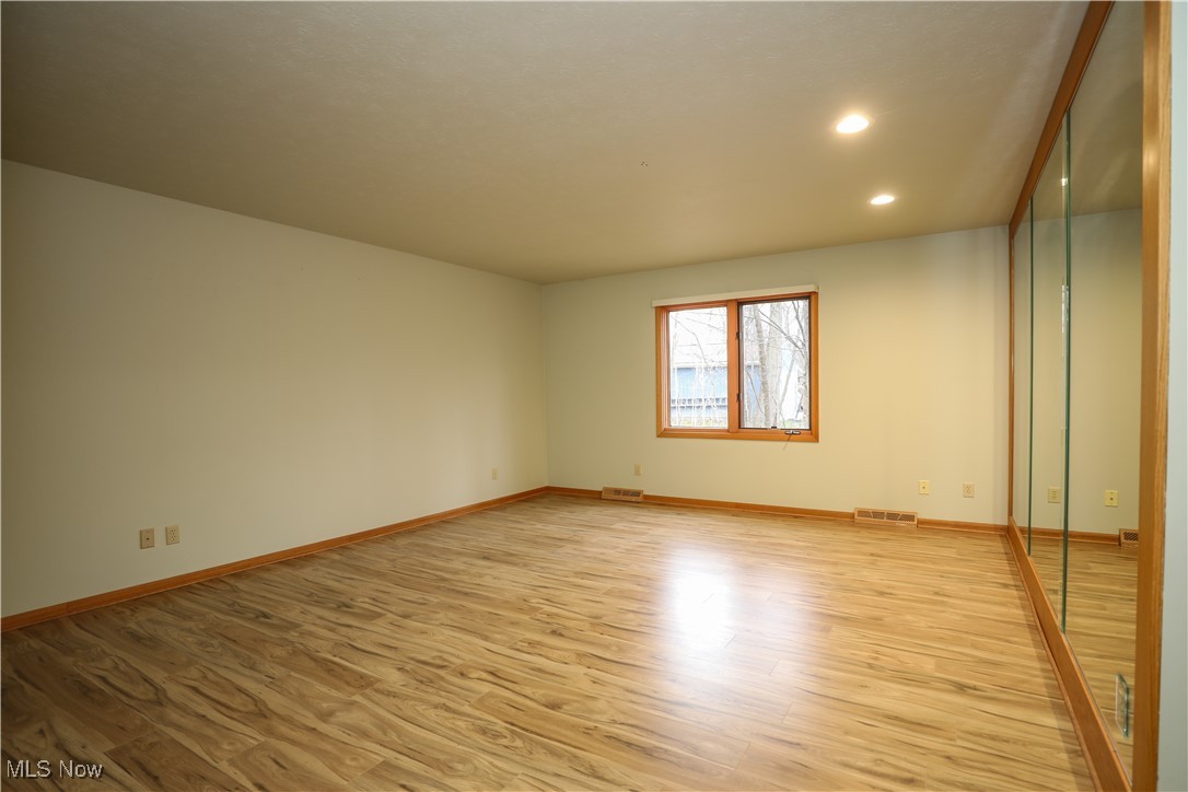 457 E Pioneer Trail, Aurora, Ohio image 12