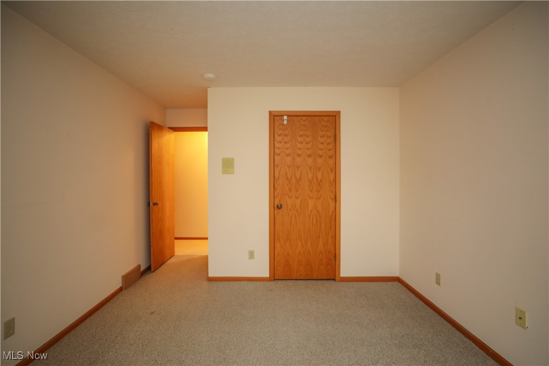 457 E Pioneer Trail, Aurora, Ohio image 32