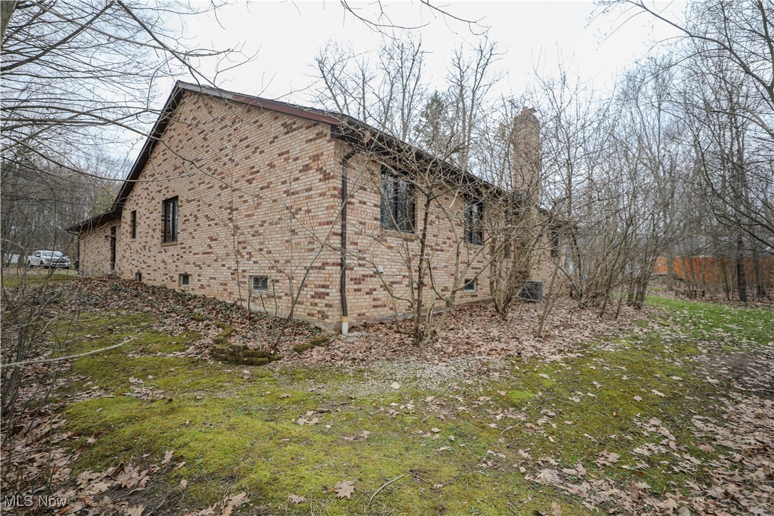 457 E Pioneer Trail, Aurora, Ohio image 7