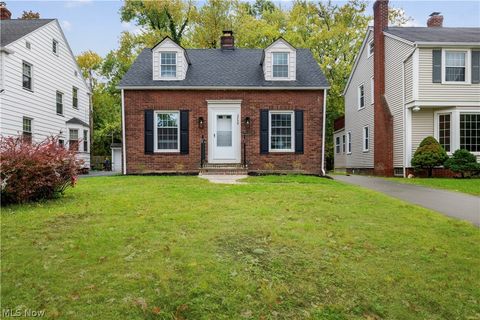 Homes For Sale - 3750 Bainbridge Road<br/> Cleveland Heights, OH 44118