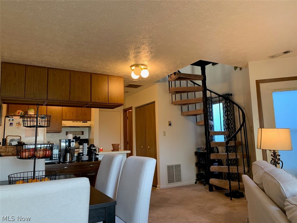 Harbor View Condominium - Residential