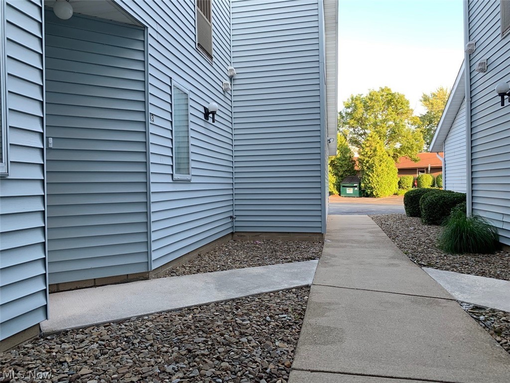 Harbor View Condominium - Residential