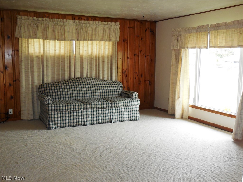 Briar Root Manor - Residential