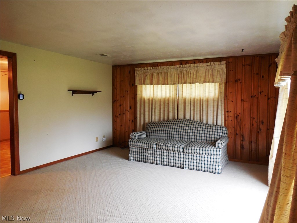 Briar Root Manor - Residential