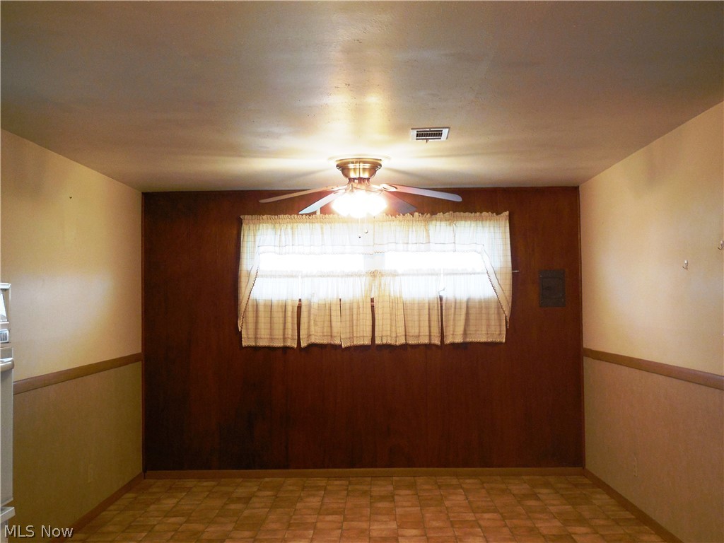 Briar Root Manor - Residential