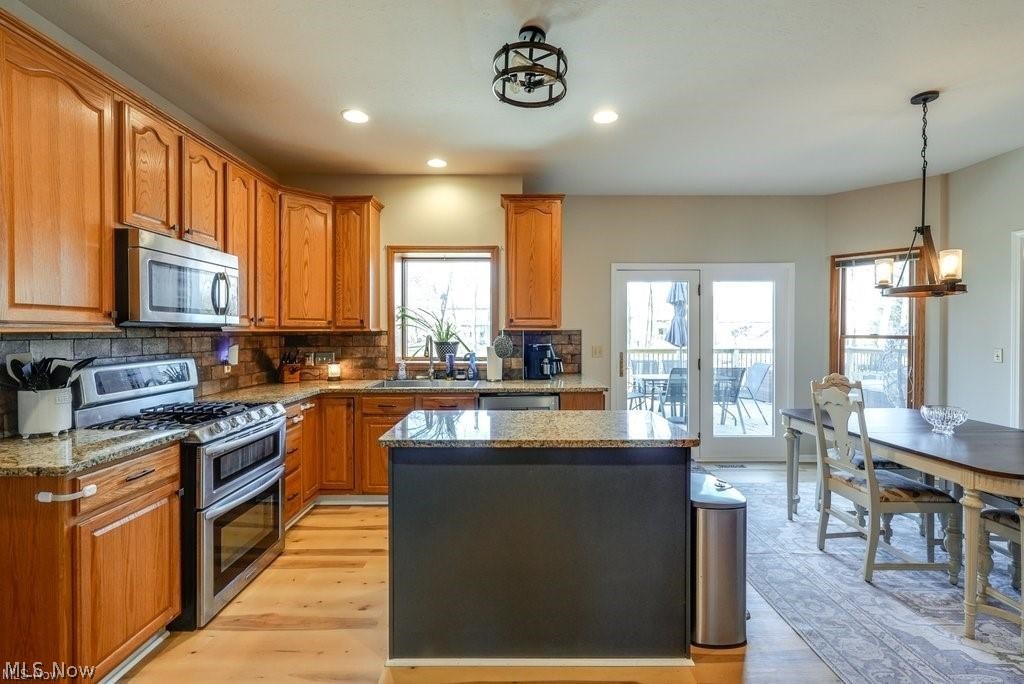 Estates At Meadowood - Residential