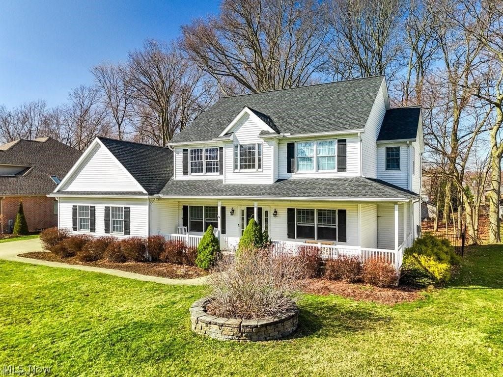 Photo of 1467 Summer Wood Lane, Uniontown, OH 44685 (MLS # 5206266)