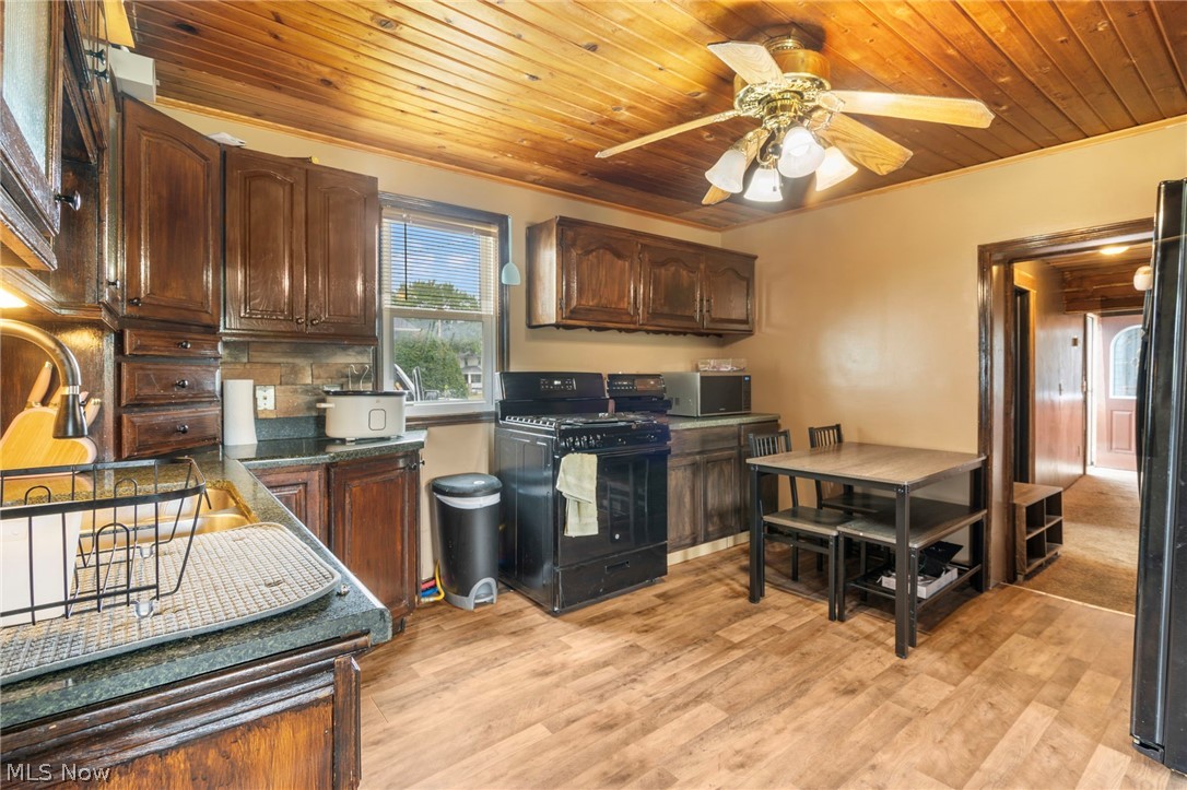 Harriet E Derrs Add 01 - Residential