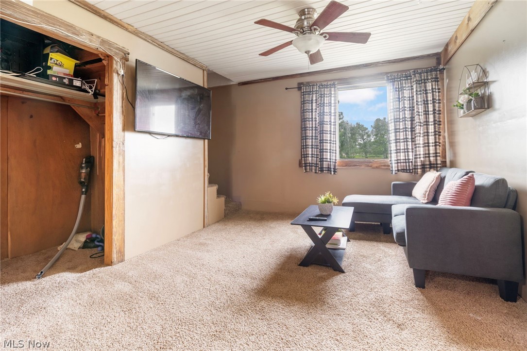 Harriet E Derrs Add 01 - Residential