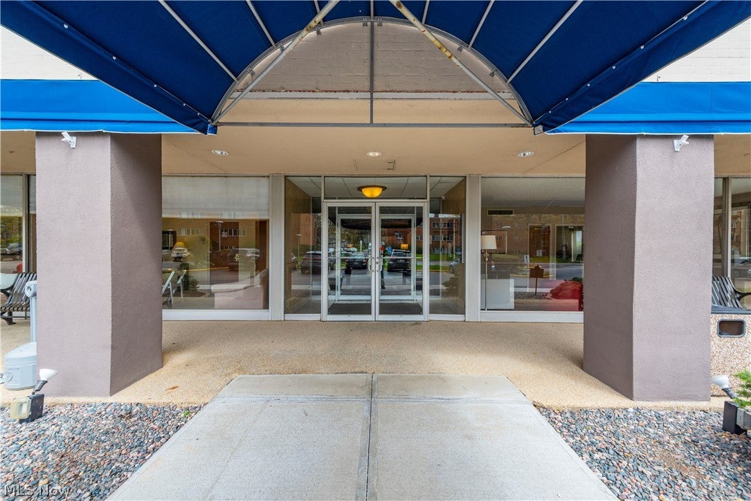 12520 Edgewater Drive 1506