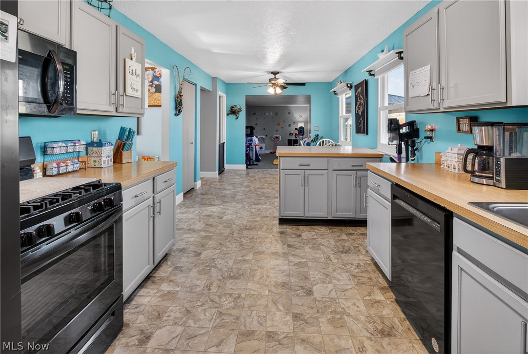 Chateau Estates #3 - Residential