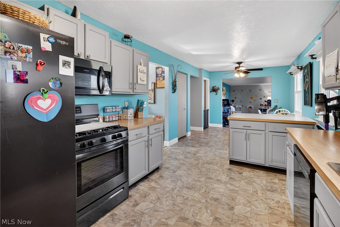 Chateau Estates #3 - Residential